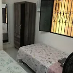 Casa de Hóspedes Manaus - Dormitórios com cozinha